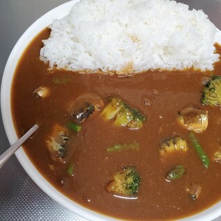 缶詰で簡単イワシカレー